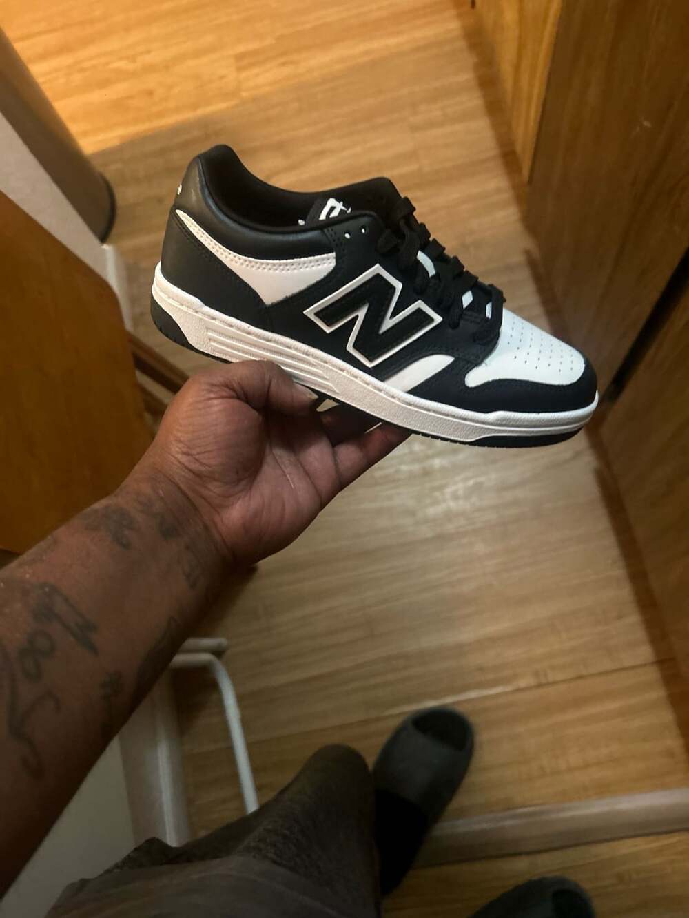 Size 5.5 - New Balance 480 White Black